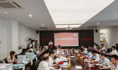 梦见羊往身上扑赶也赶不走-梦见几只小羊爬在身上网 - 网站提供梦见一群小羊羔朝我跑来小常识、梦见很多只羊在我面前